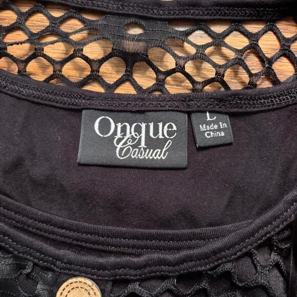 Onque Casual Top Black w/Mesh overlay Women's Size L Wild Things Whimsygoth NWT - Picture 3 of 10